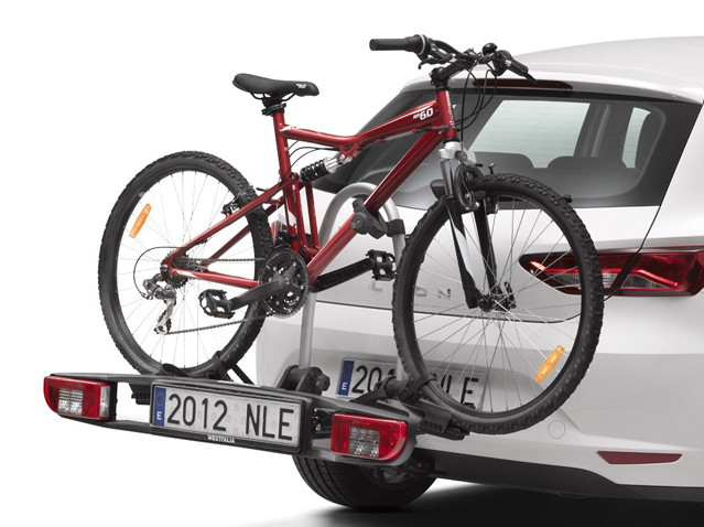 Towing bracket bicycle carrier