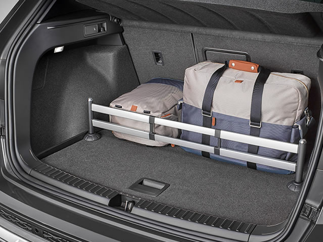 Luggage compartment divider